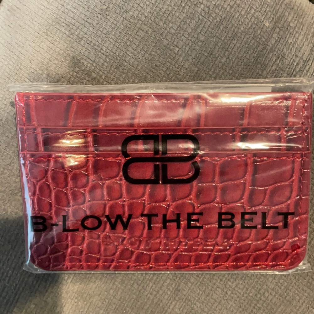 Croc card holder